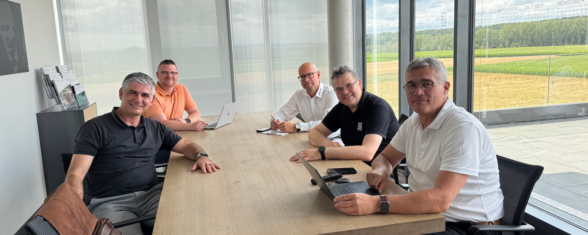 Bürgermeister von Holzgerlingen und Geschäftsleitung der EB-GRUPPE